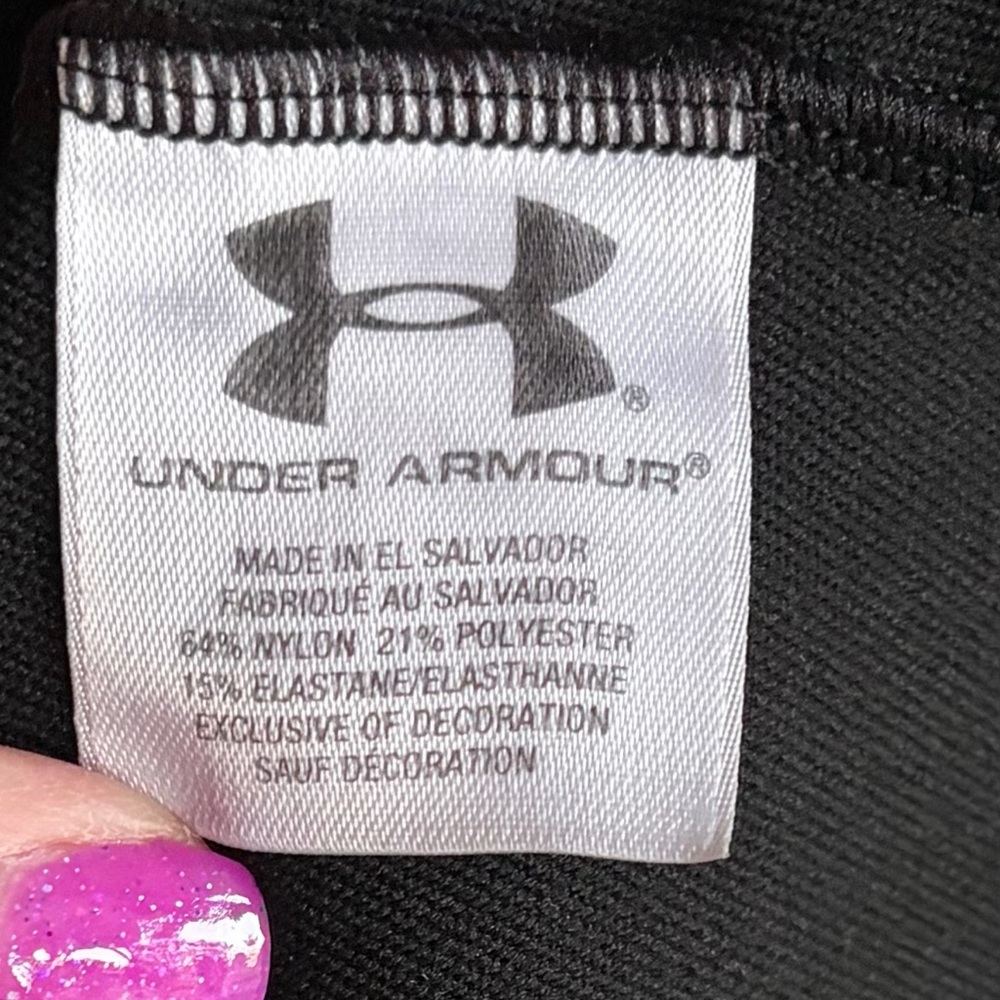 •Under Armour• Boys' ColdGear Mock Neck Shirt - Size Medium - Picture 5 of 7